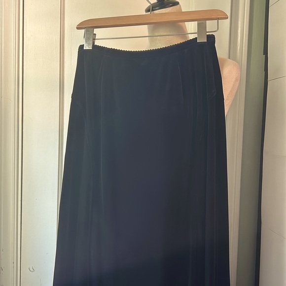 J. Jill XSP Stretch Velvet Skirt - Picture 3 of 11
